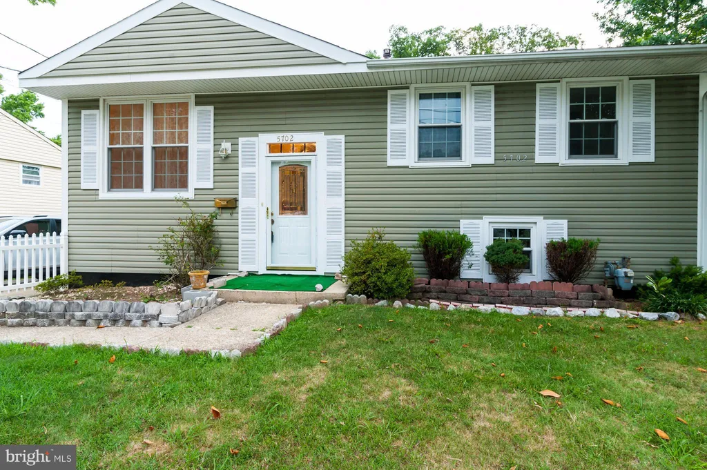 5702 Westgate Road, Lanham, MD 20706