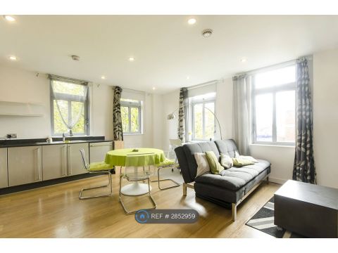Caspian Apartments, London E14