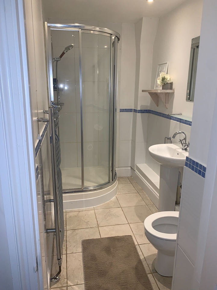 2 Bed Flat, Apsley Road, BS8, N1 7GU photo 4