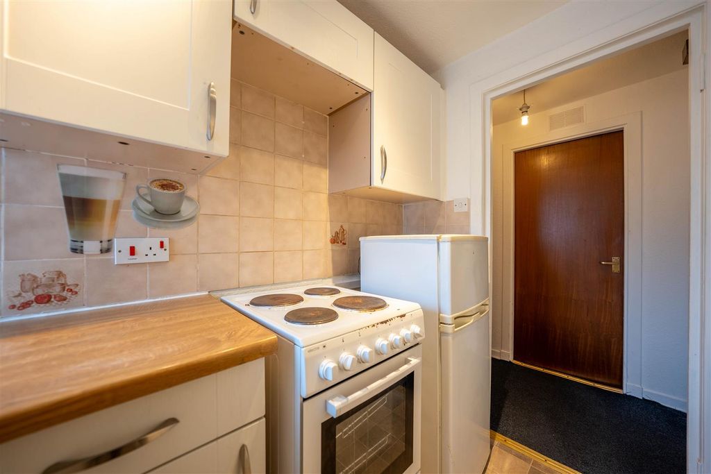 1 bed flat for saleCharterhouse Lane, Perth PH2 photo 5