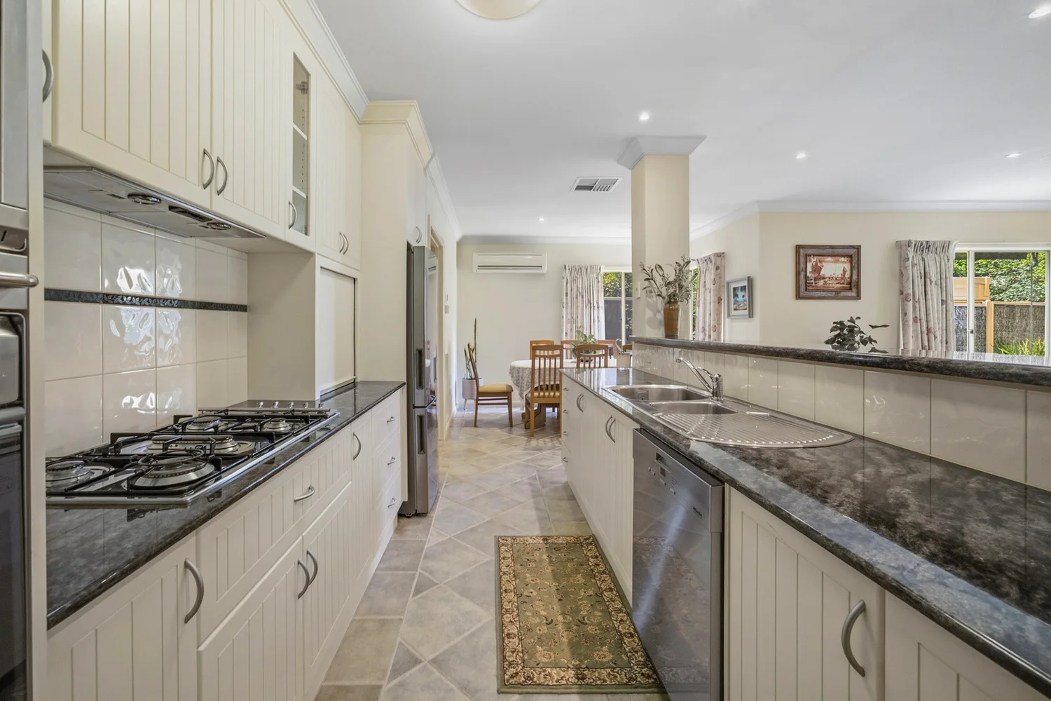 Additional image 3 of 10 Lonsdale Square, Kialla VIC 3631
