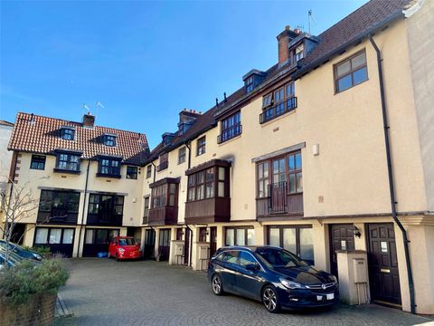 Bear Yard Mews, Bristol, Somerset BS8