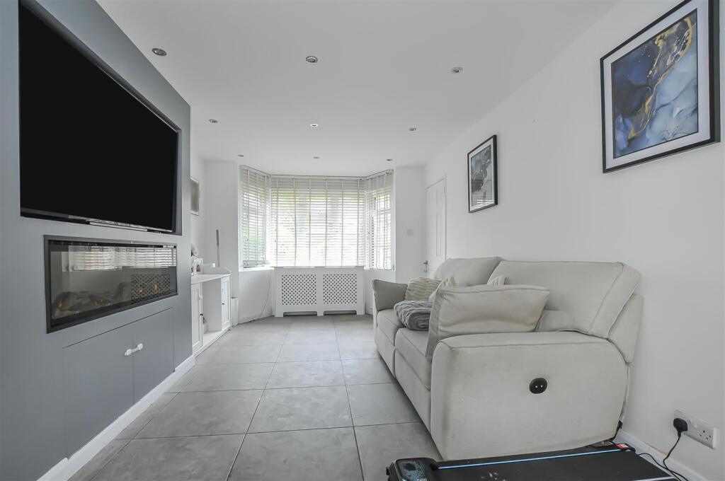 Additional image 3 of Claremont, Bricket Wood, St. Albans