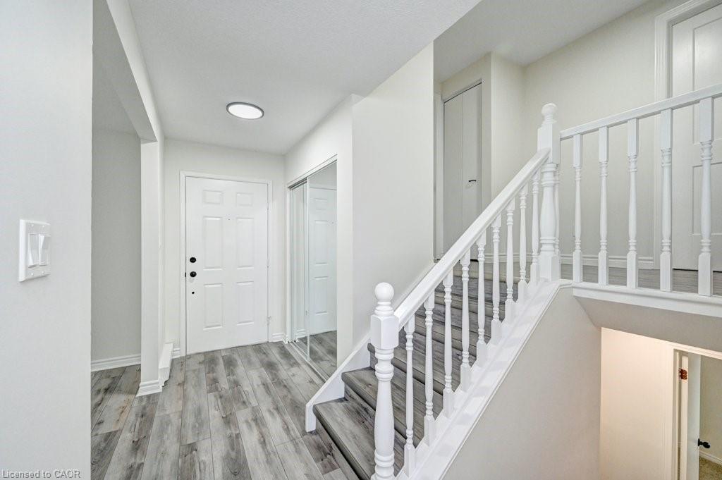 Additional image 3 of 370 Cornerbrook Place, Waterloo, ON, N2V 1M3
