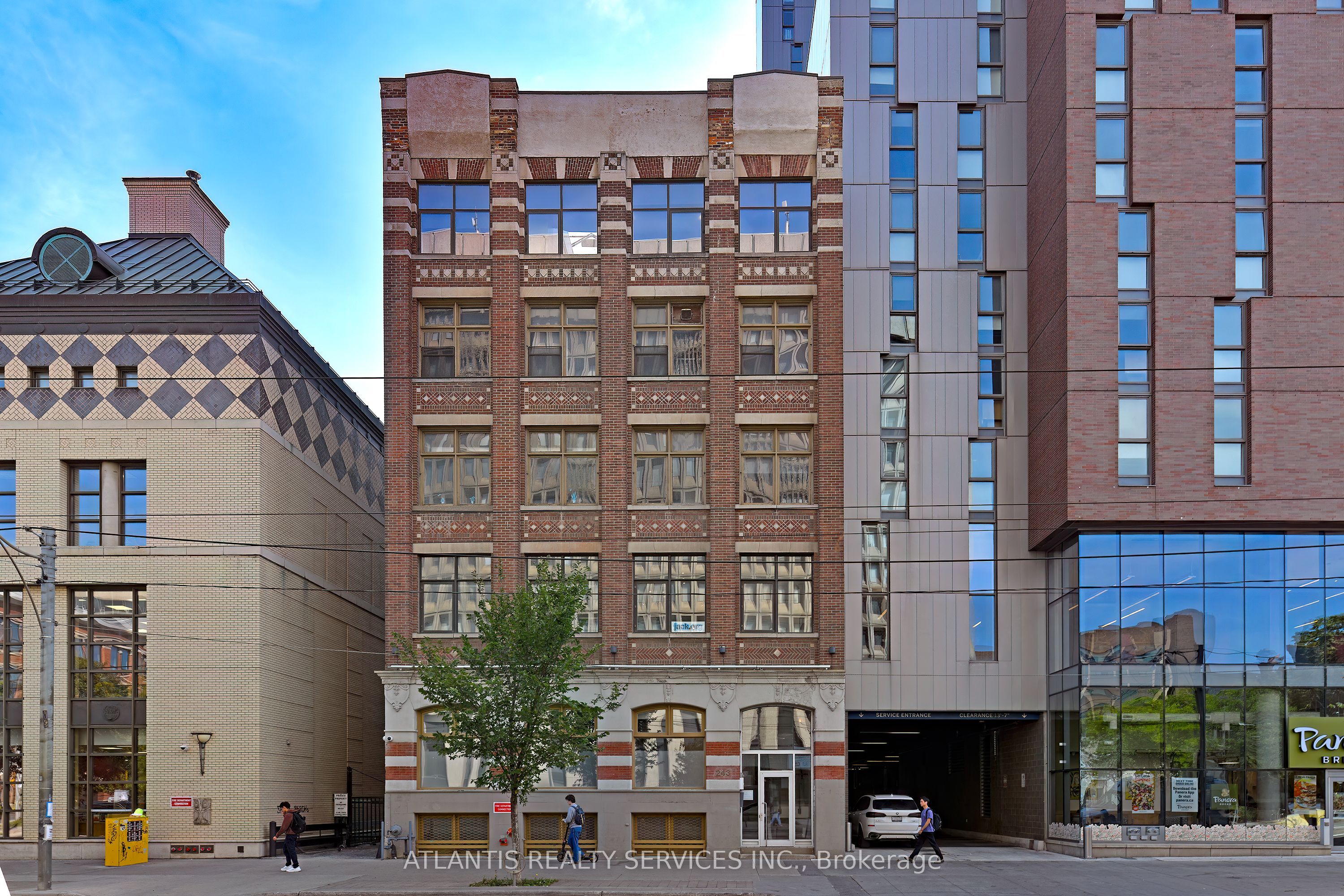 243 College Street, Toronto, ON, M5T 1R5