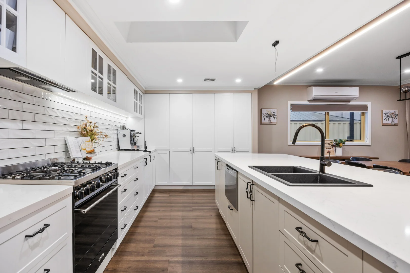 Additional image 5 of 19 Rose Hedge Drive, Sydenham VIC 3037