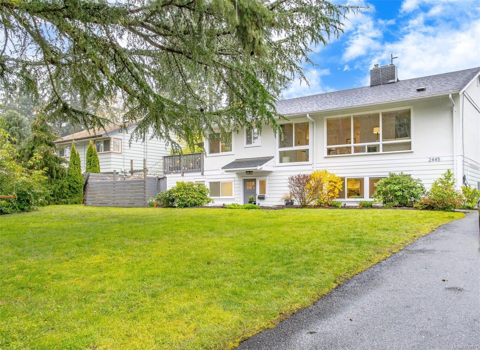 2445 Holyrood Drive, Nanaimo, BC, V9S 4K7