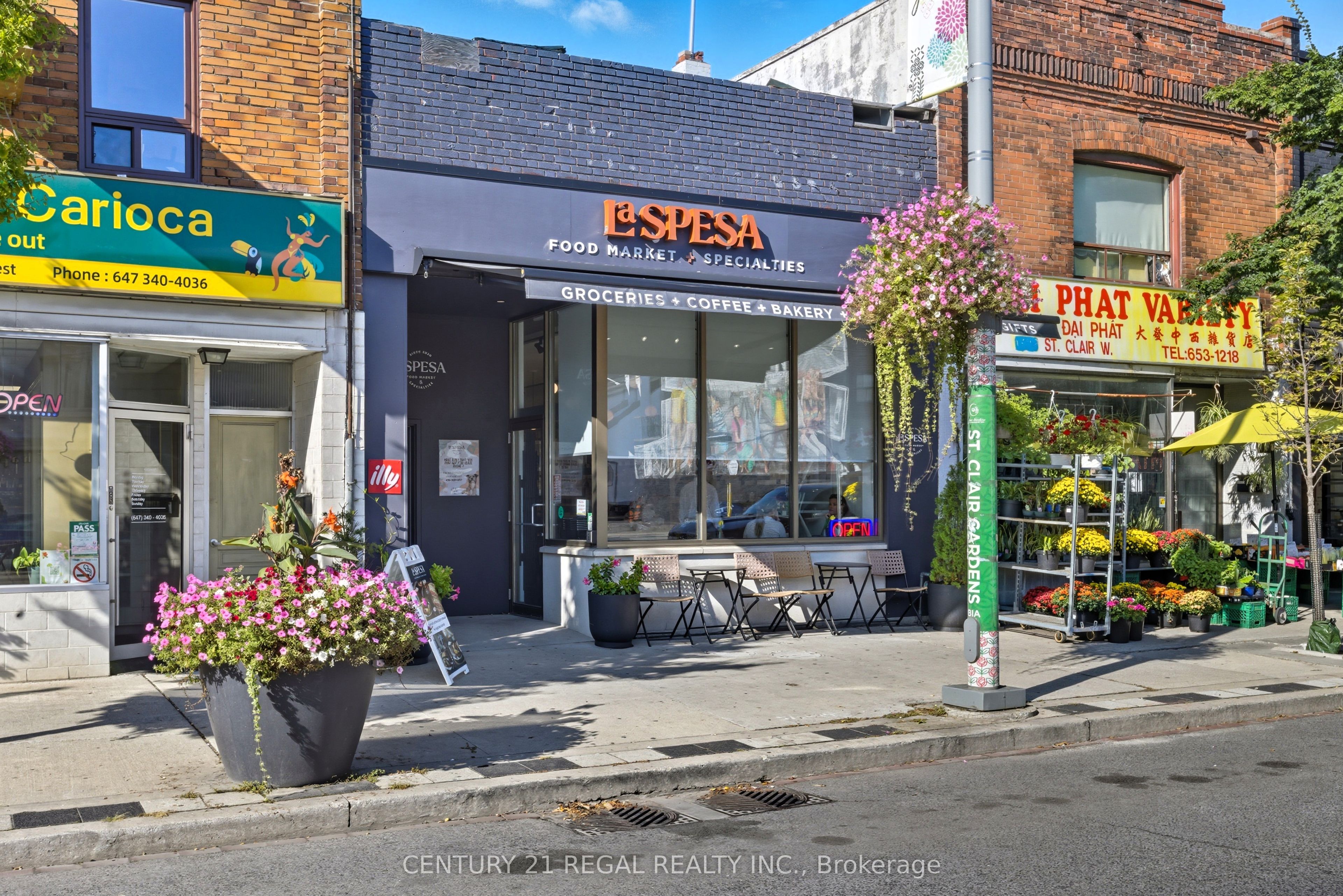 1700 St Clair Avenue W, Toronto, ON, M6N 1J1