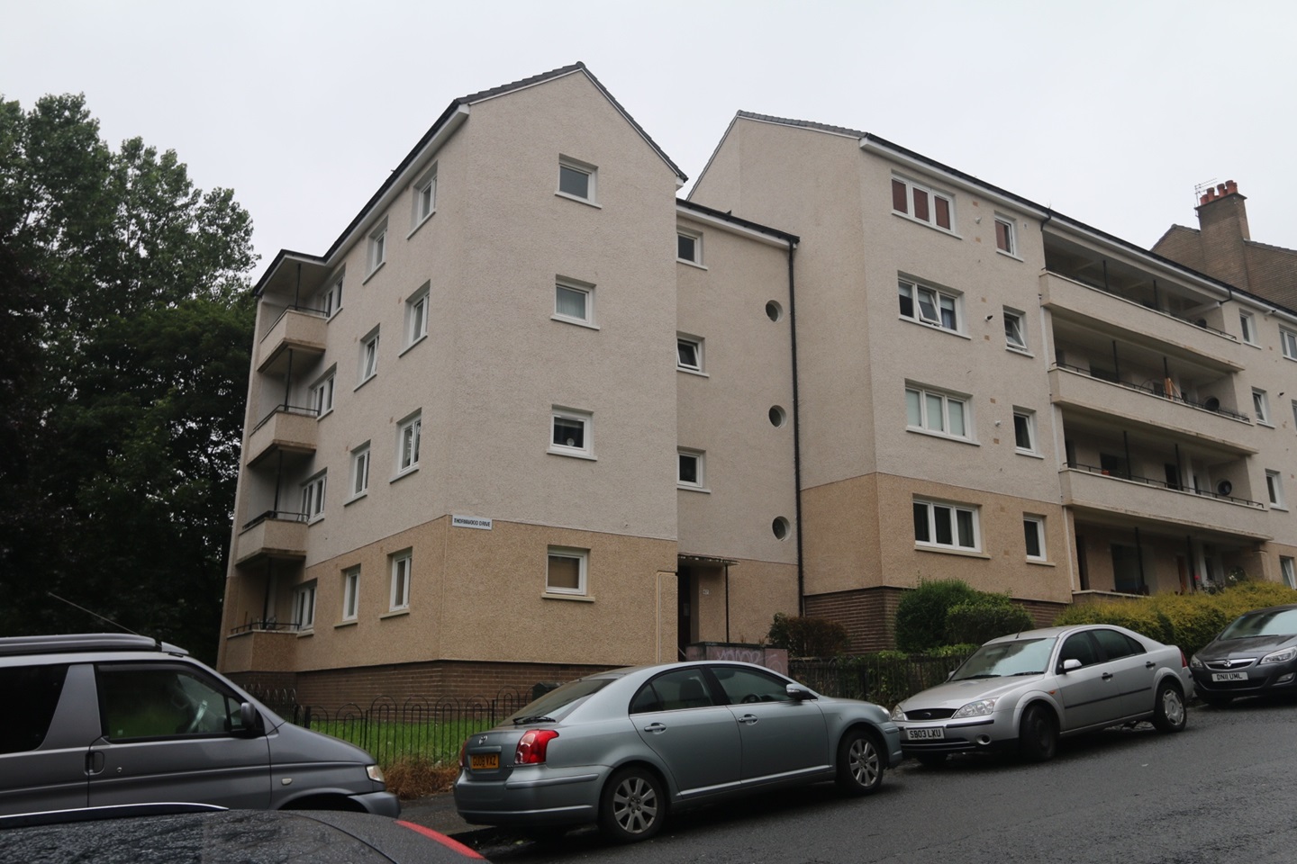 3 Bed Flat, Thornwood Drive, G11, N1 7GU