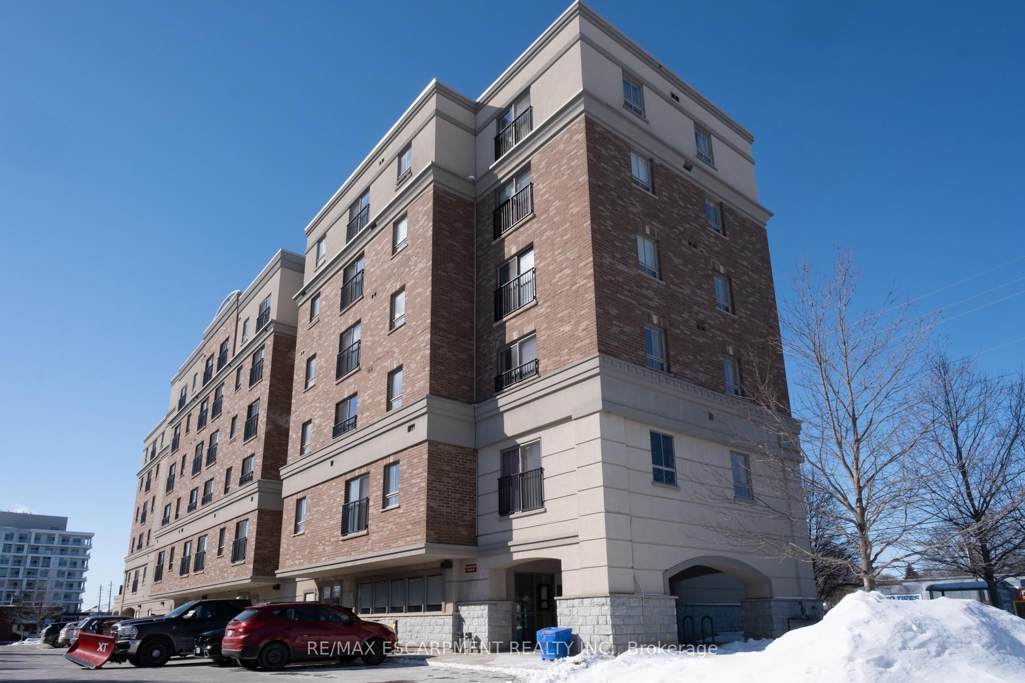 Additional image 6 of 100-540 Plains Road E, Burlington, ON, L7T 2E3