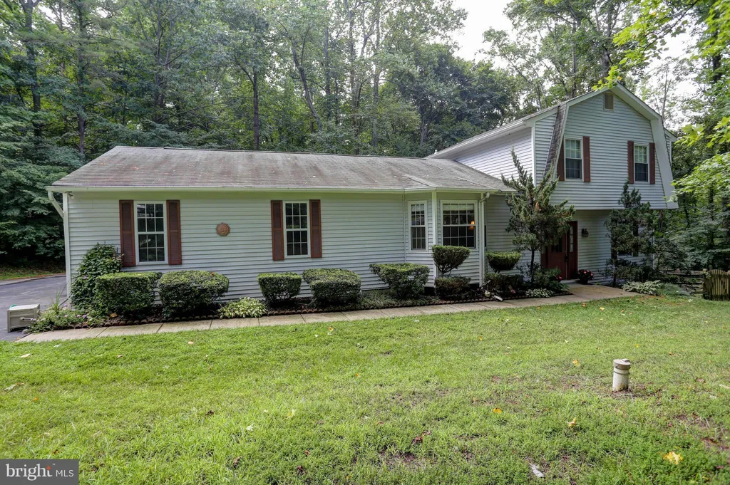 2825 Karen Drive, Chesapeake Beach, MD 20732