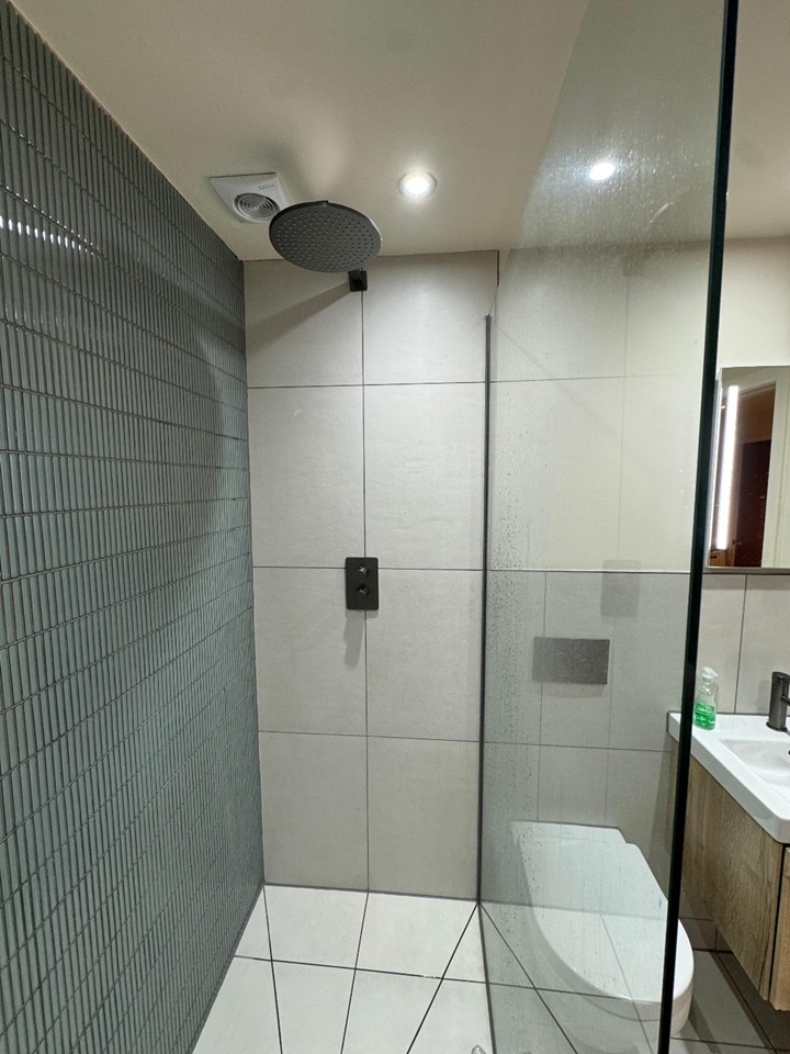 2 Bed Flat, Arncliffe Road, LS16, N1 7GU photo 3