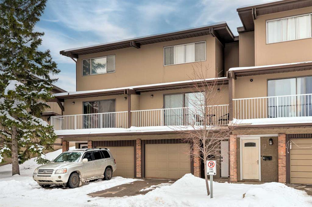43-1055 72 Avenue NW, Calgary, AB, T2K 5S4
