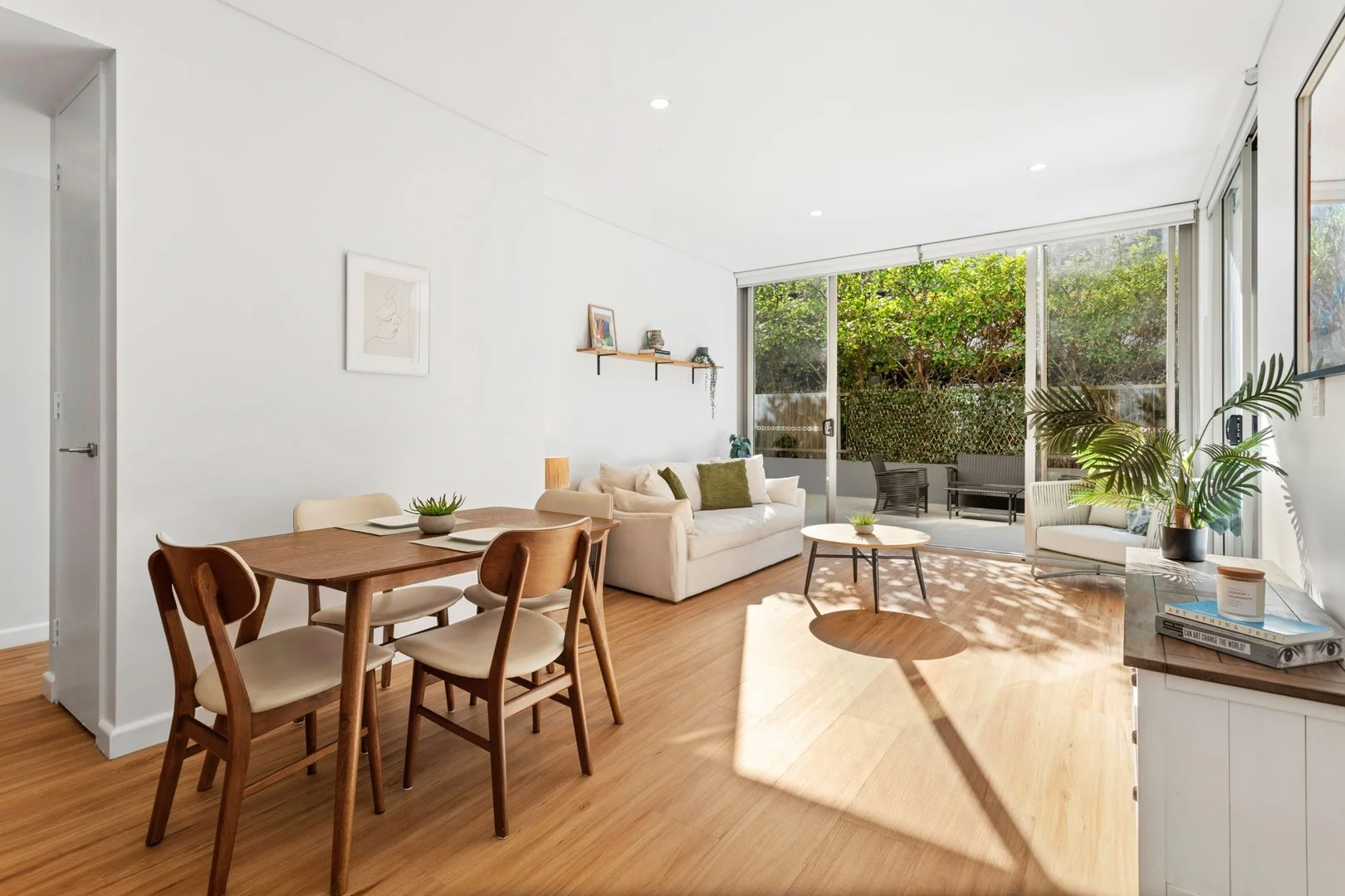 2208/2 Mentmore Avenue, Rosebery NSW 2018