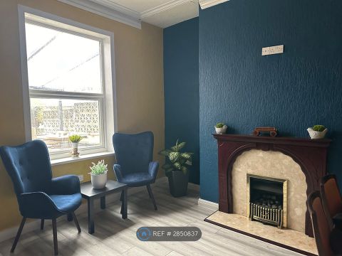 Derby Road, Salford M6, Room to rent