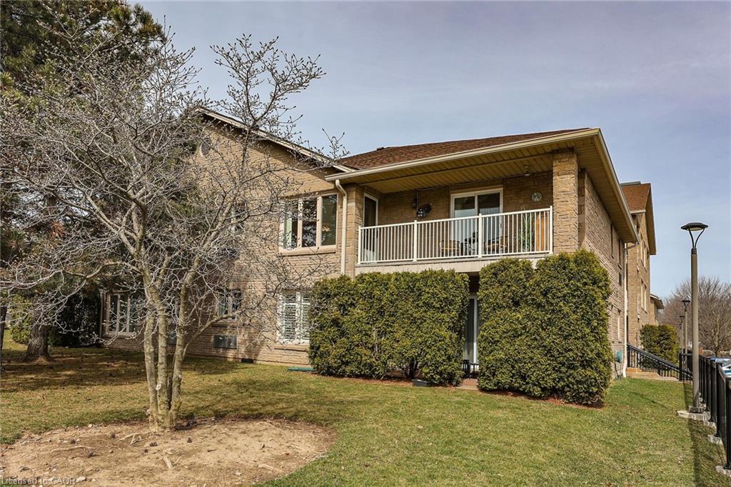 Additional image 3 of 16-3050 Pinemeadow Drive, Burlington, ON, L7M 3X5