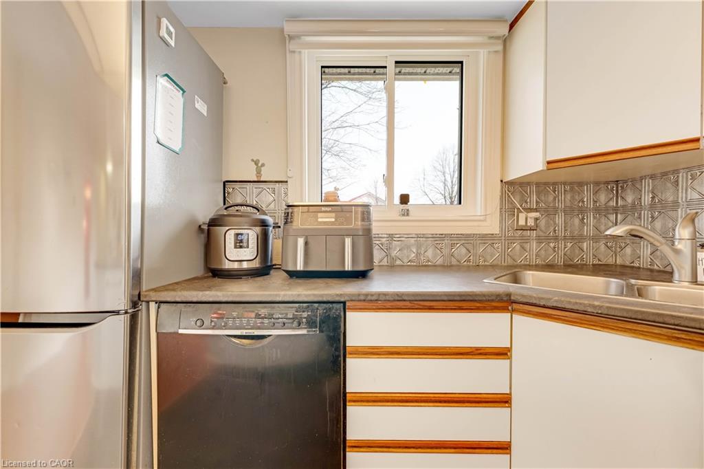 Additional image 6 of 72 St Jerome Crescent, Kitchener, ON, N2C 2L2