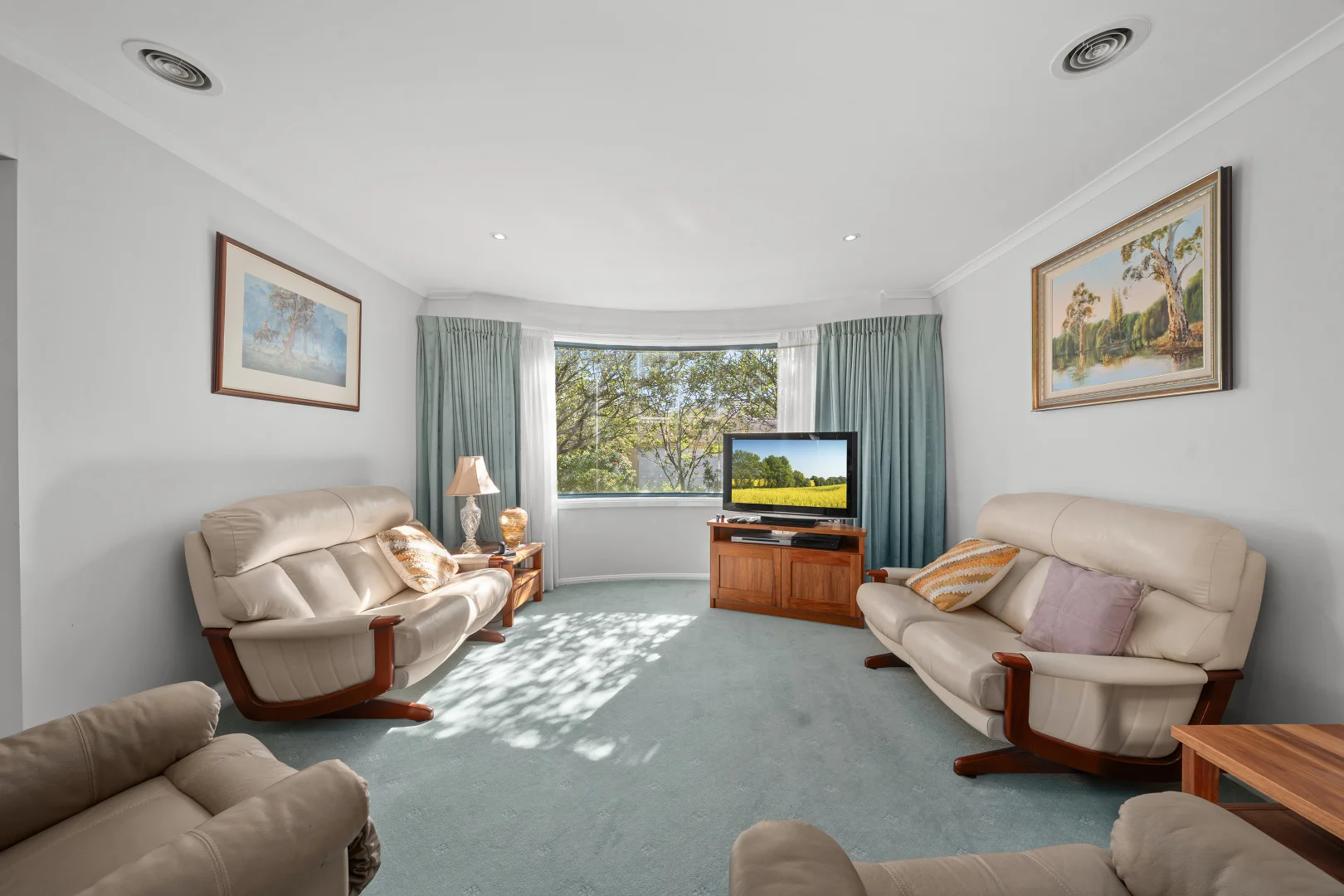 Additional image 5 of 13/2 Dines Place, Bruce ACT 2617