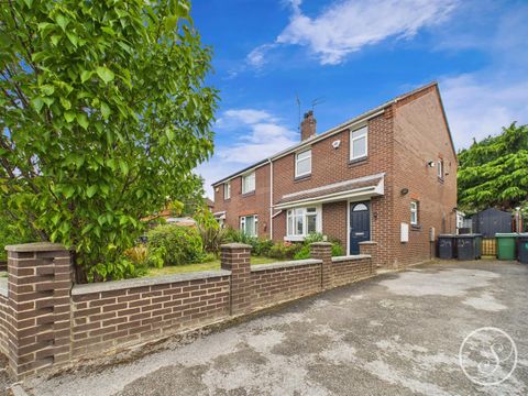 Farm Hill Way, Meanwood, Leeds LS7