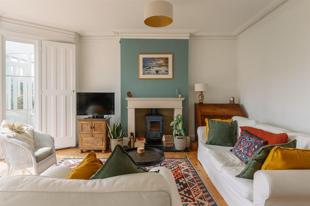 Additional image 8 of 4 bed property for saleBonchurch, Isle Of Wight PO38