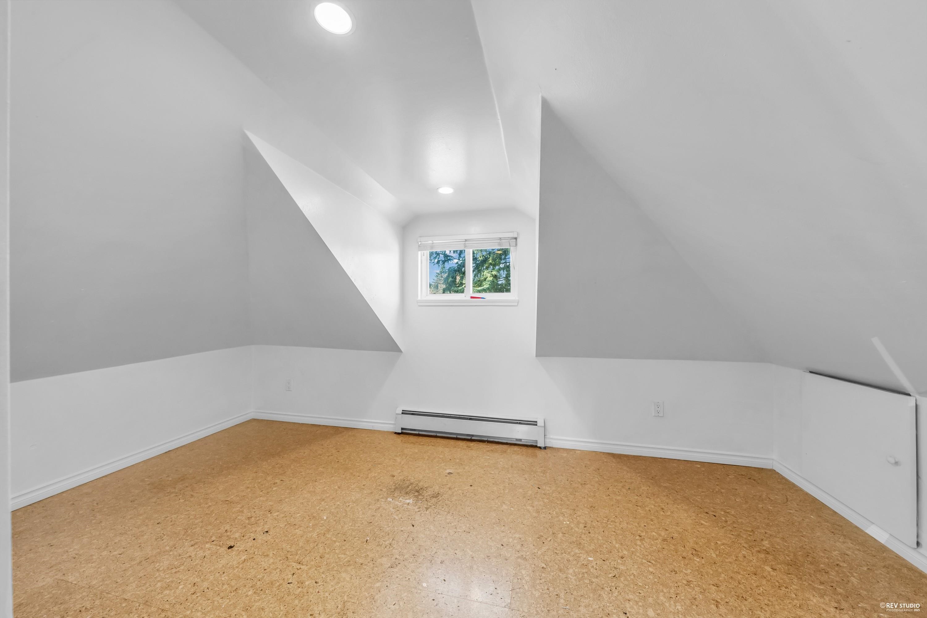 Additional image 3 of 237 Sandringham Avenue, New Westminster, BC, V3L 1Z4