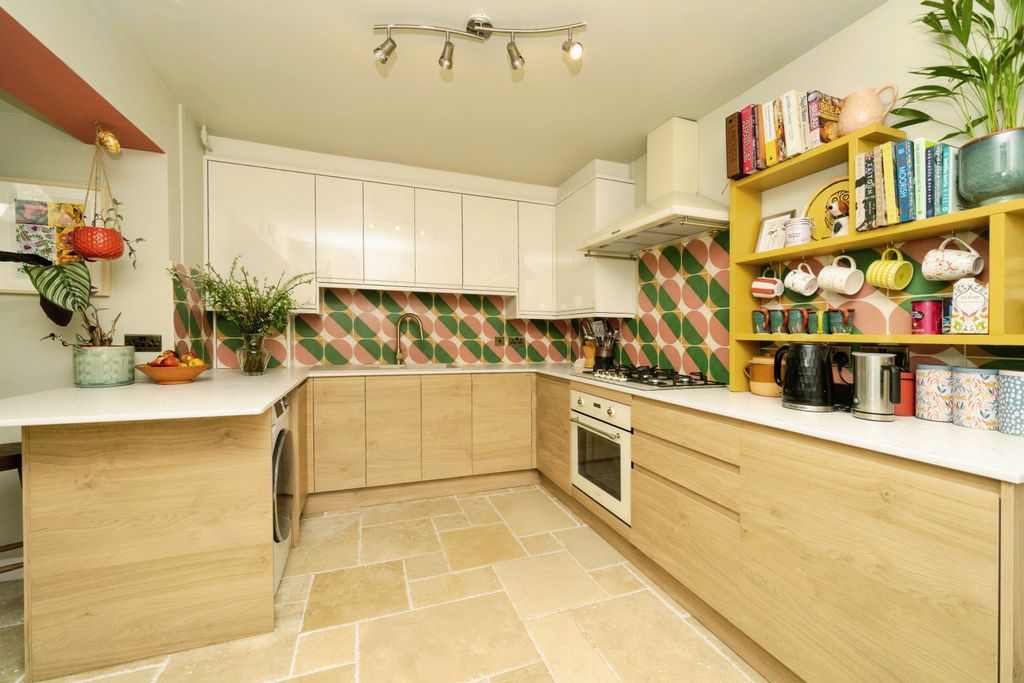 Additional image 5 of 2 bed semi-detached house for saleBretteville Close, Newton Abbot TQ13