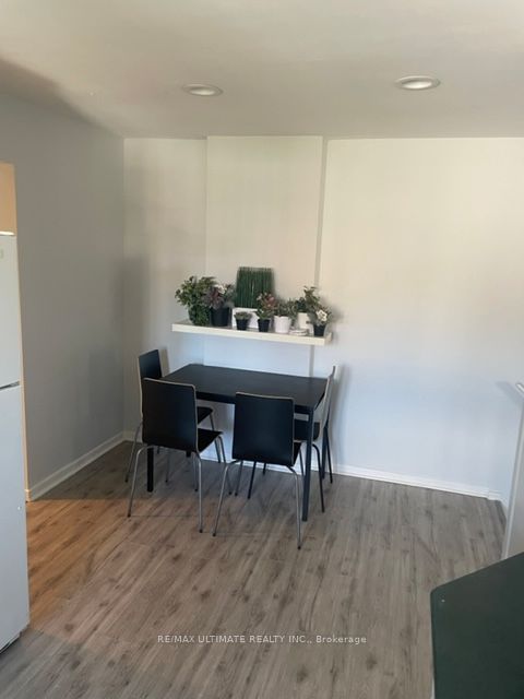 Additional image 5 of 2-213 Close Avenue, Toronto, ON, M6K 2V6