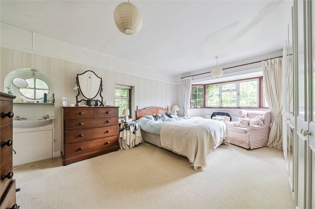 Additional image 6 of 6 bed detached house for saleBath Road, Marlborough, Wiltshire SN8