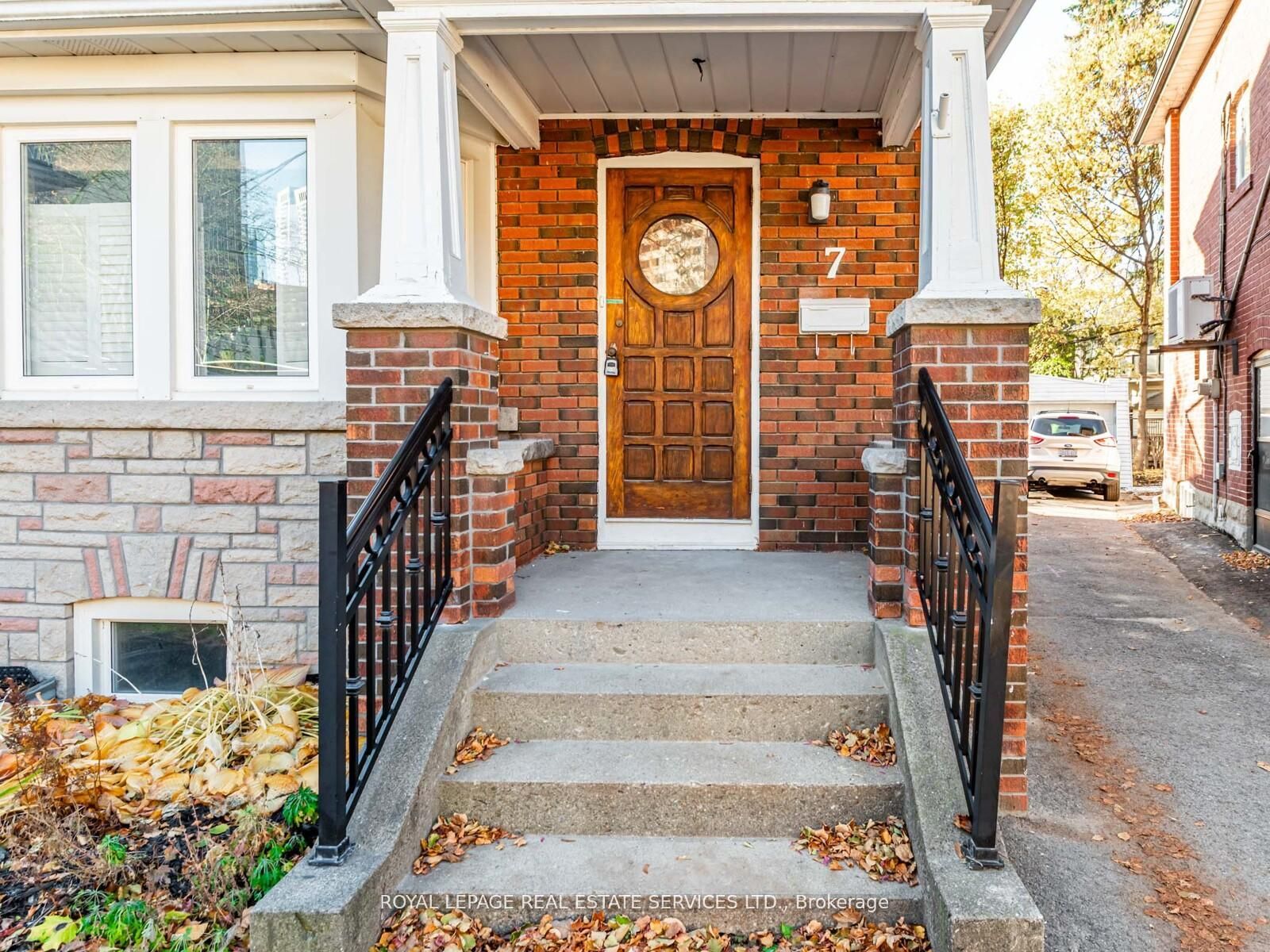 Additional image 3 of 7 Duplex Crescent, Toronto, ON, M5P 1J1