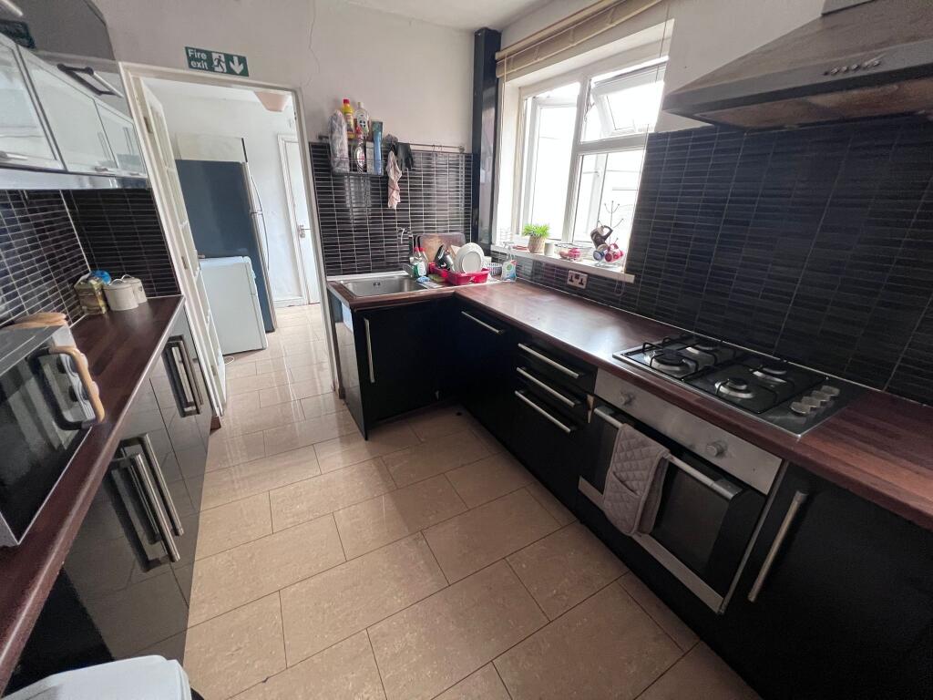 Room 1, Passey Road, Moseley, B13 9NU photo 4