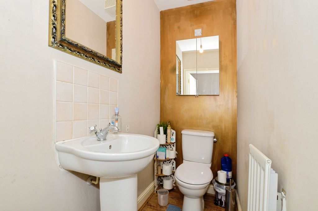 Additional image 7 of 3 bed terraced house for saleBarley Brow, Watford WD25