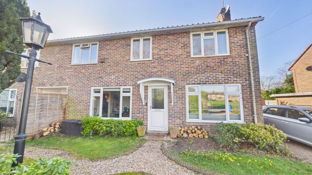 Additional image 2 of 3 bed semi-detached house for salePeel Close, Windsor, Berkshire SL4