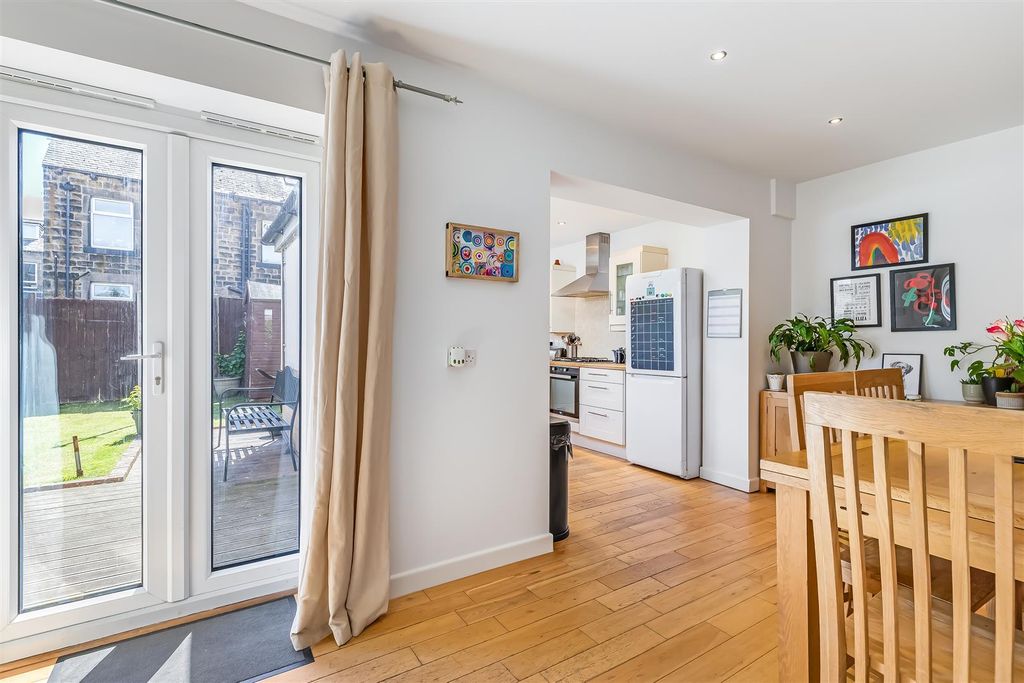 Additional image 4 of 3 bed semi-detached house for saleThwaites Avenue, Ilkley LS29