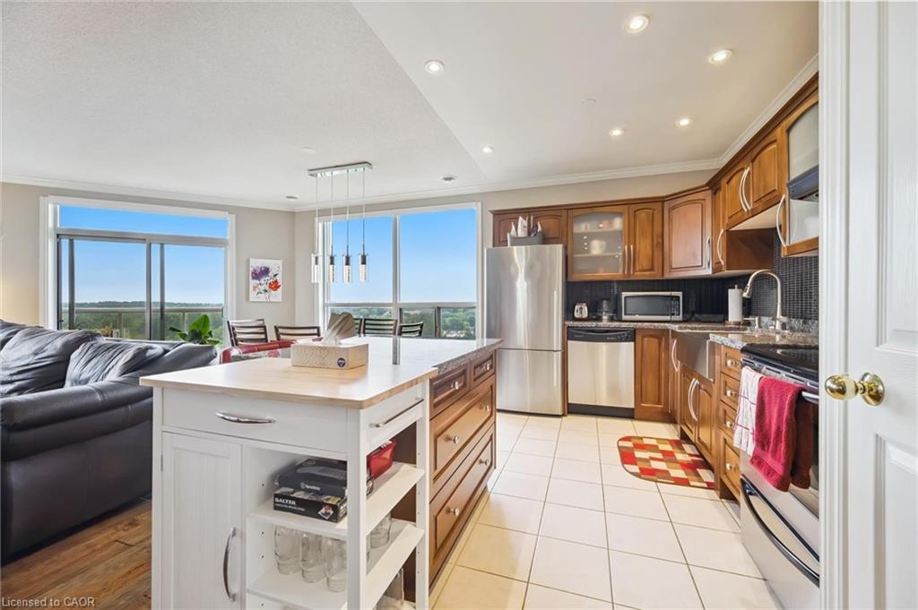 Additional image 6 of 1303-255 Keats Way, Waterloo, ON, N2L 6N6