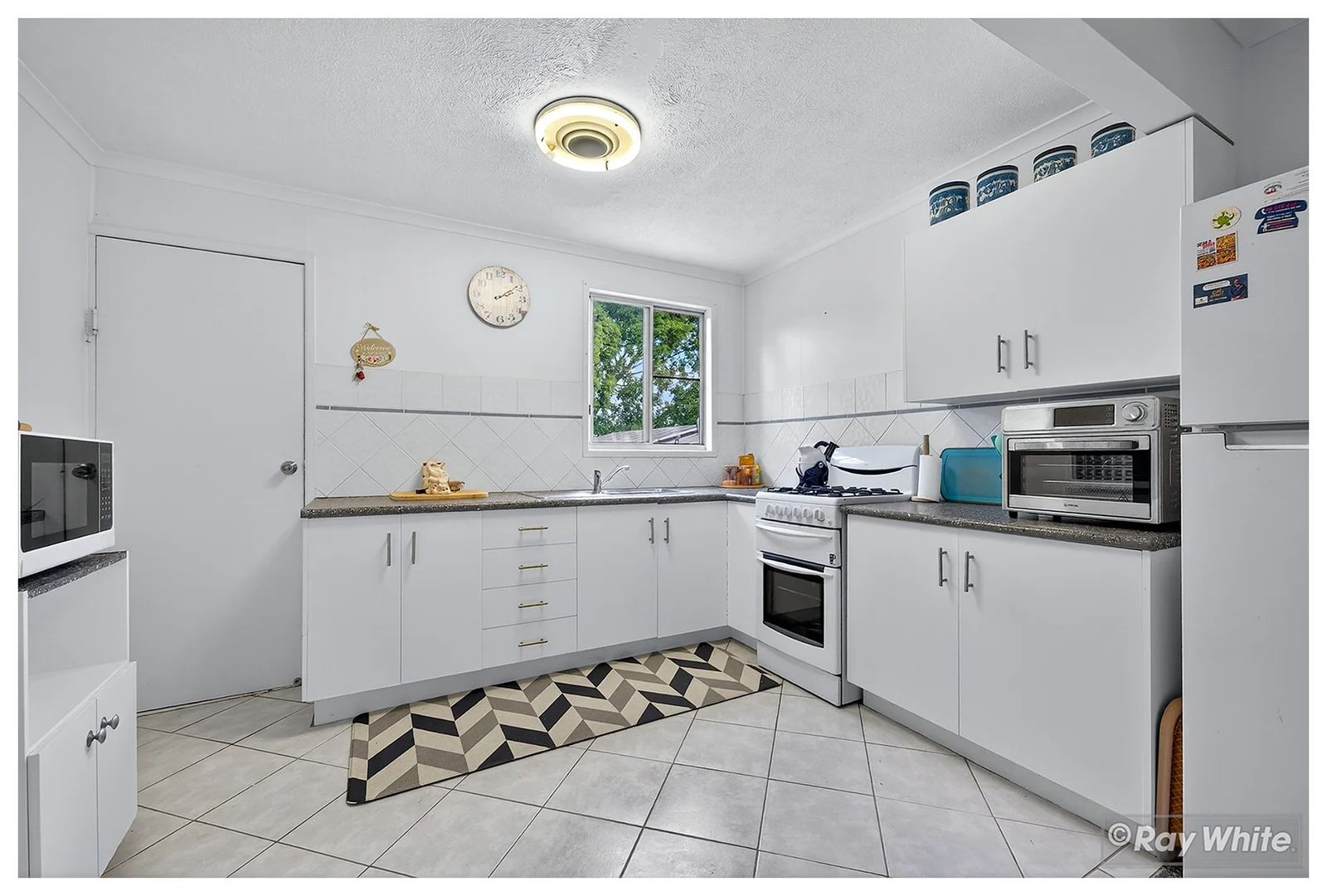 Additional image 41 of 10 Card Street, Berserker QLD 4701