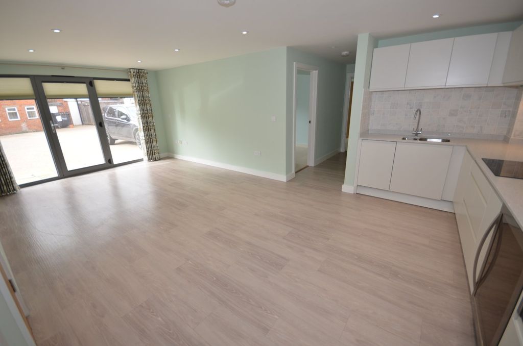 Additional image 2 of 2 bed flat for saleBrown Street, Salisbury, Wiltshire SP1
