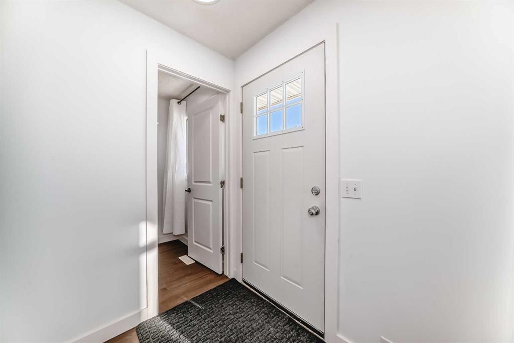 Additional image 2 of 60 Erin Mount Crescent SE, Calgary, AB, T2B 2S3