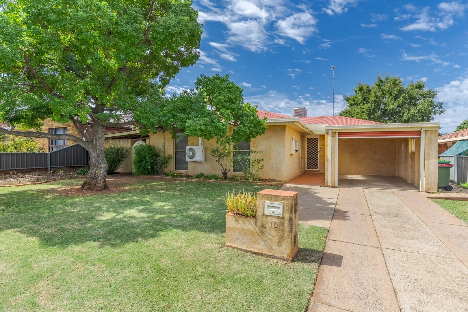 10 Windsor Parade, Dubbo NSW 2830
