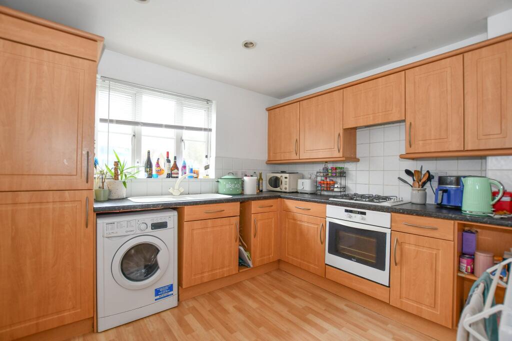Additional image 3 of Chester Gibbons Green, London Colney, AL2