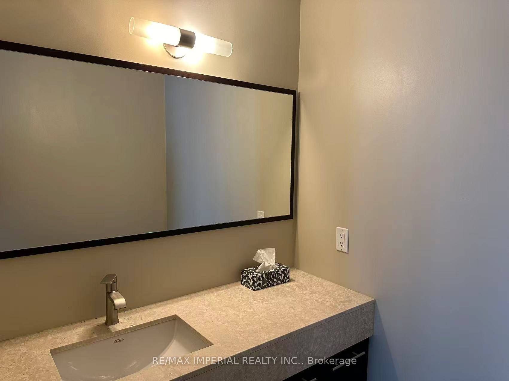 Additional image 5 of 1004-21 Nelson Street, Toronto, ON, M5V 3H9