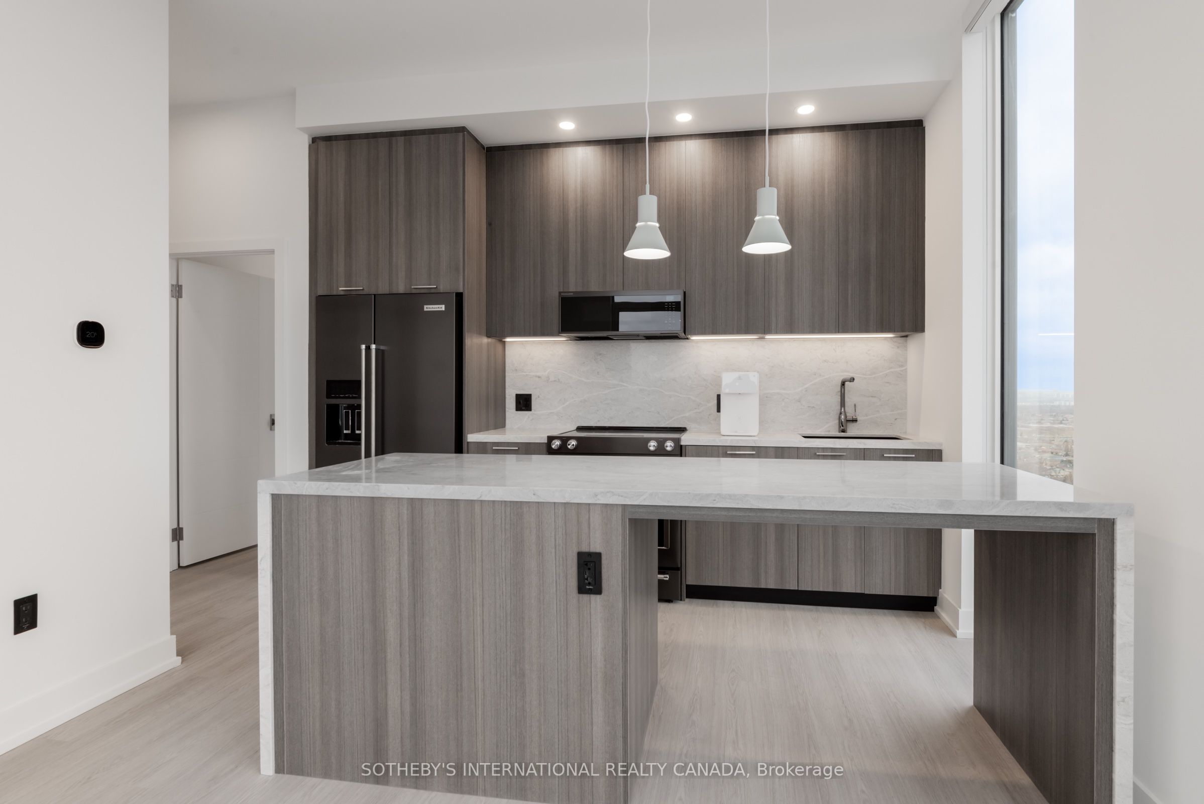 Additional image 3 of 1903-29 York Garden Way, Toronto, ON, M6A 2V1