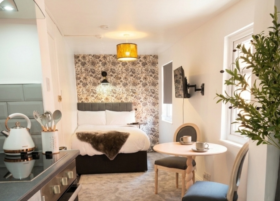 Studio Flat, Fishponds Road, BS16, N1 7GU photo 2