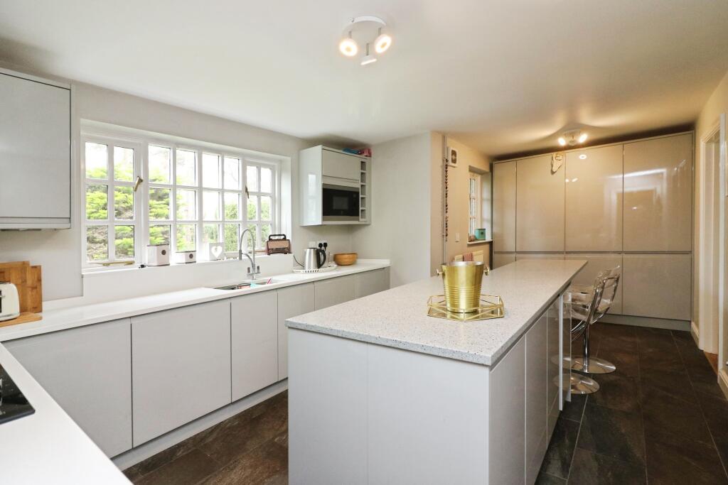 Additional image 2 of Bracken Lane, Welwyn, AL6