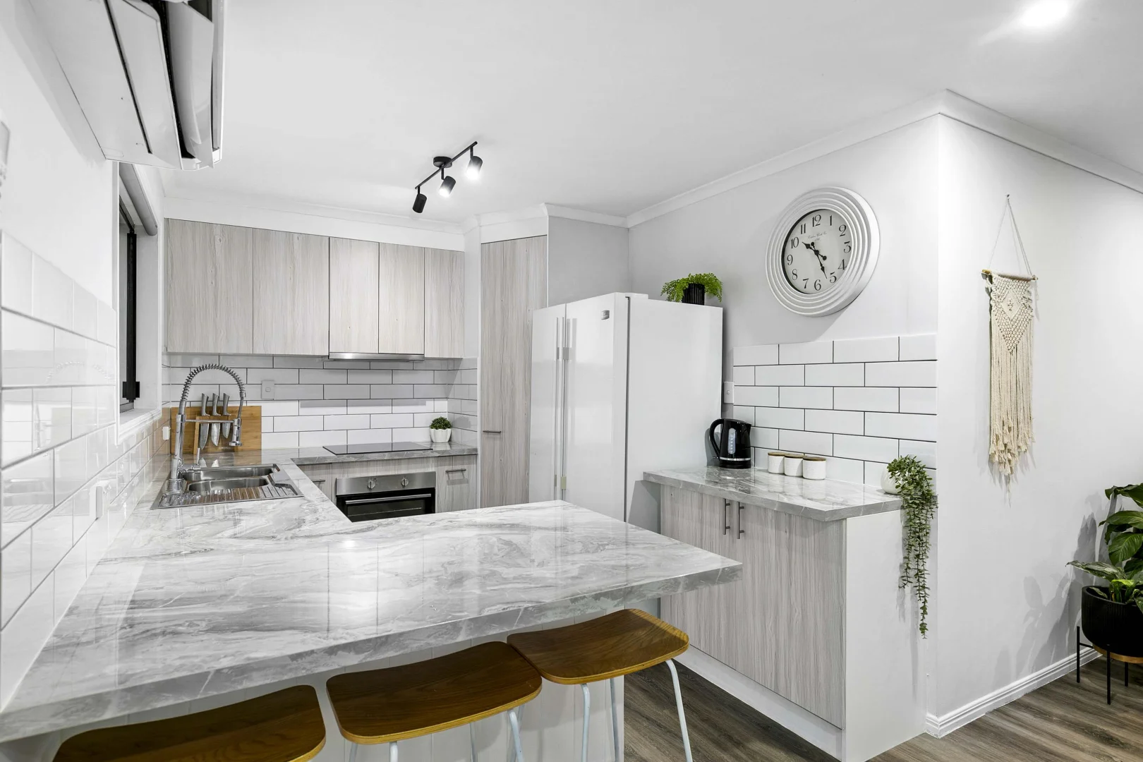 Additional image 8 of 2 Moonstone Drive, Urangan QLD 4655