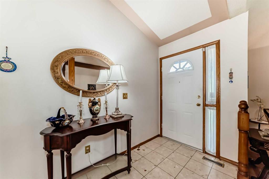 Additional image 3 of 131 Varsity Estates Terrace NW, Calgary, AB, T3B 5J6