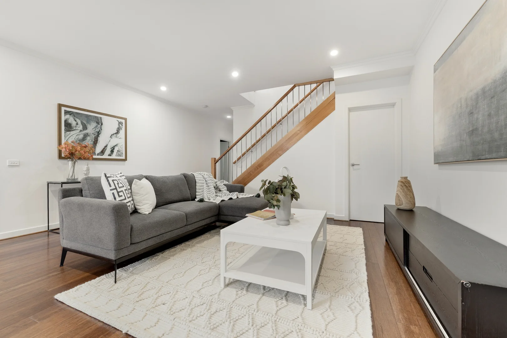 Additional image 2 of 3/606 Waverley Road, Glen Waverley VIC 3150