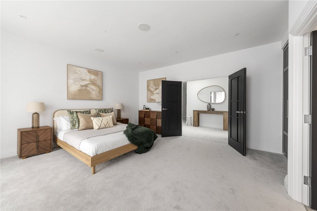 Additional image 14 of 3 bed flat for saleMadeira Walk, Ascot, Berkshire SL5