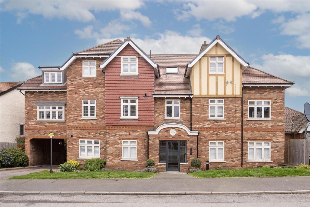 Cross Way, Harpenden