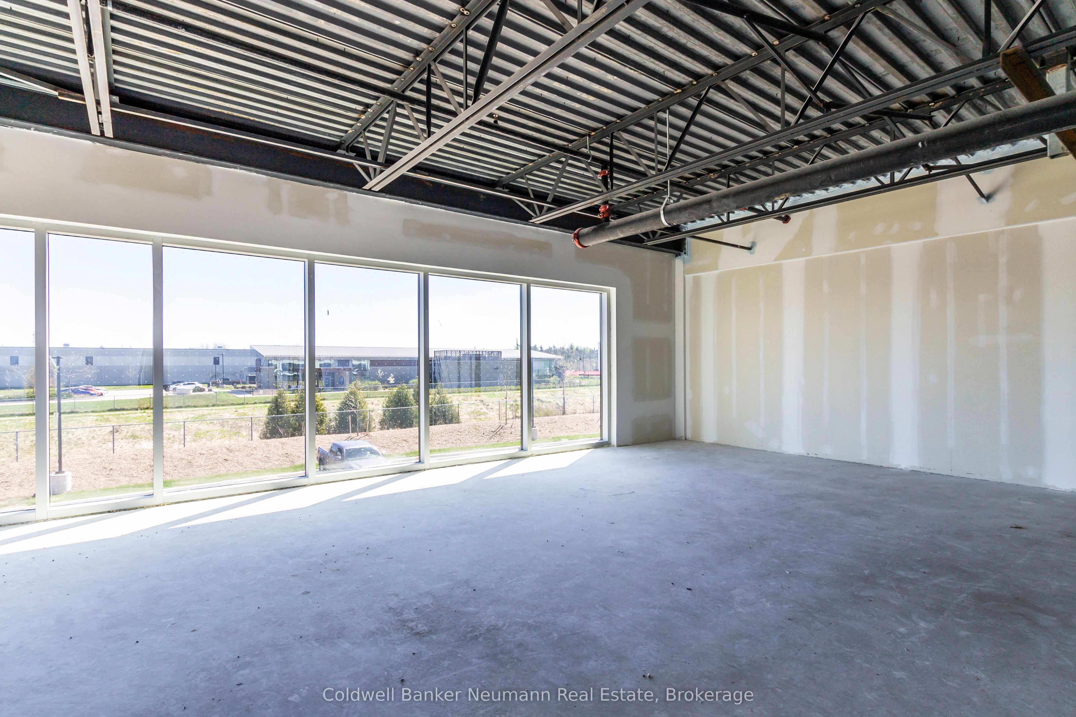 Additional image 3 of 23 UPPER-587 Hanlon Creek Boulevard, Guelph, ON, N1C 0A1
