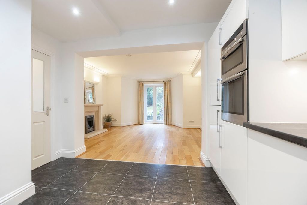 Additional image 6 of 1 bed flat for saleParabola Road, Cheltenham GL50